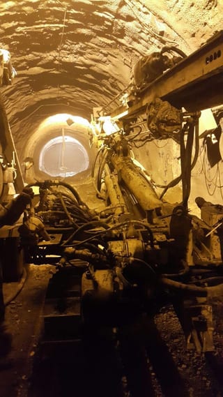 Forepoling for metro station